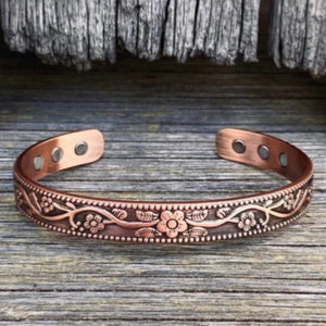 Cowgirls ‘Magnetic Copper’ Western Scroll Cuff